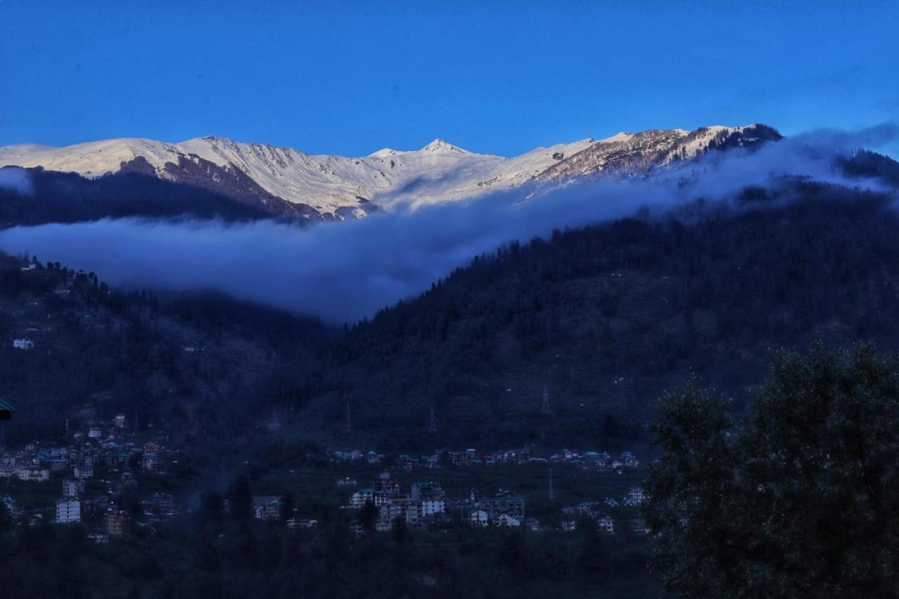 Grey Moustache 4Bhk Villa Manali  Bagian luar foto