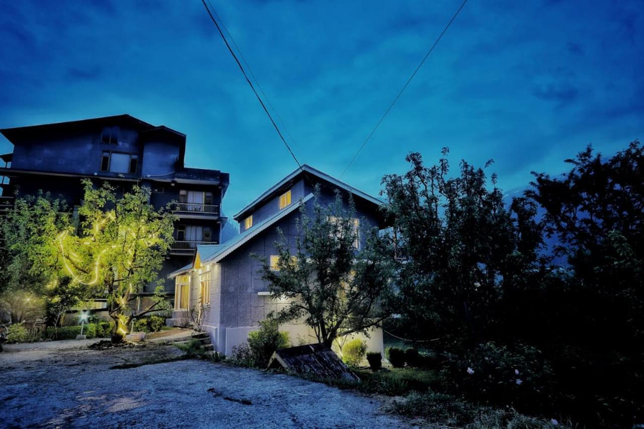 Grey Moustache 4Bhk Villa Manali  Bagian luar foto
